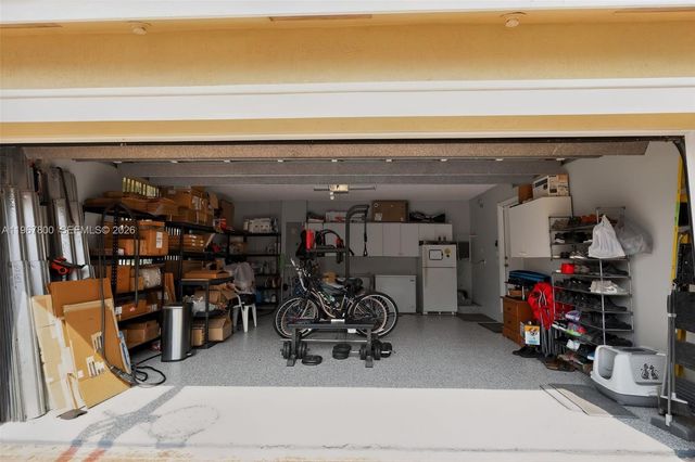 1561 SW 187th Ave, Pembroke Pines, FL 33029