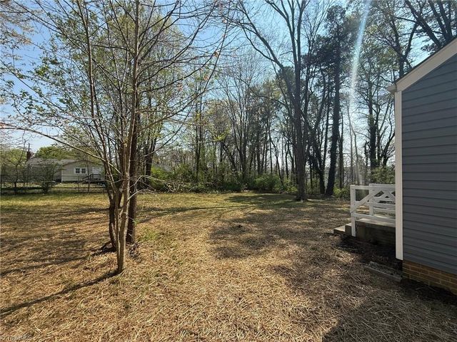 2219 OBrien Street, Greensboro, NC 27404