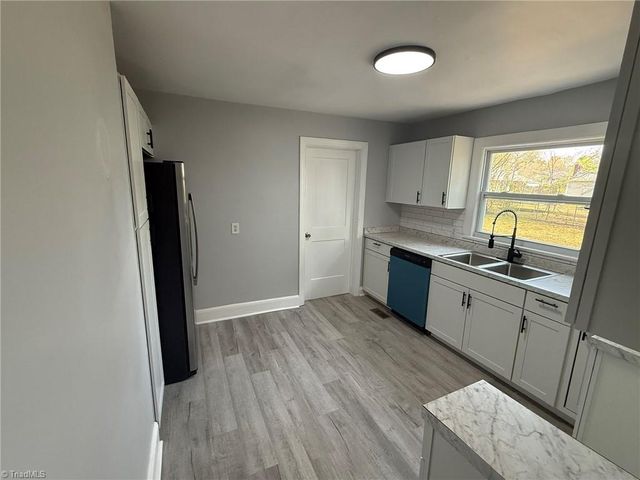 2219 OBrien Street, Greensboro, NC 27404