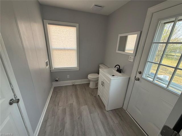 2219 OBrien Street, Greensboro, NC 27404