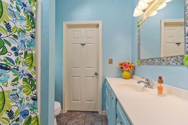 14 Oriole Circle, Shrewsbury, MA 01545