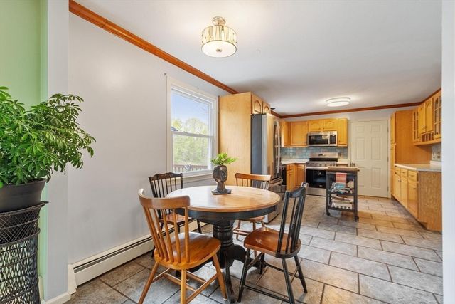 14 Oriole Circle, Shrewsbury, MA 01545