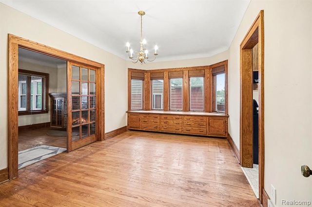 23043 Francis Street, Saint Clair Shores, MI 48082