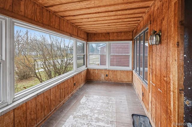 23043 Francis Street, Saint Clair Shores, MI 48082