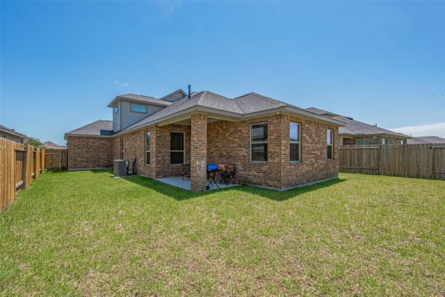 10914 Webber Lane, Texas City, TX 77591