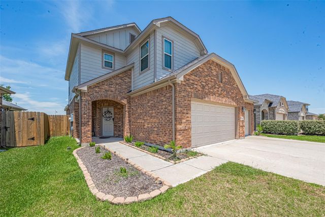 10914 Webber Lane, Texas City, TX 77591