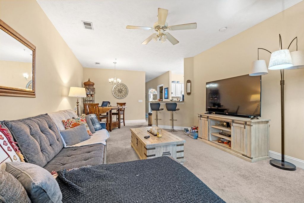 111 Fountain Pointe Ln Unit 202, Myrtle Beach, SC 29579 — photo 4