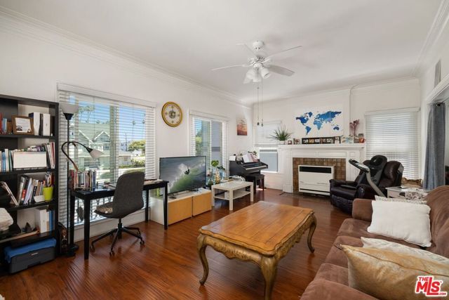 1415 S St Andrews Place, Los Angeles, CA 90019
