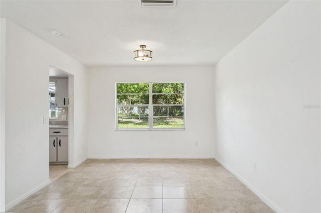 1679 E APACHE CIRCLE, Deltona, FL 32725