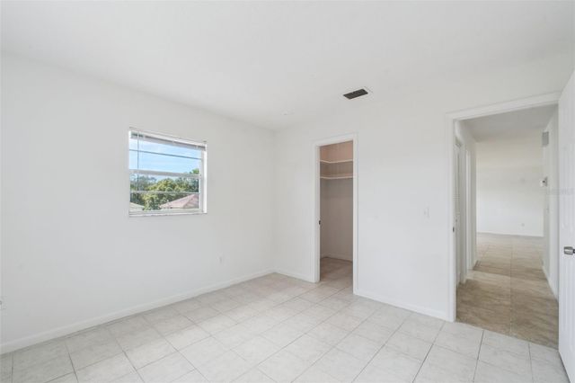 1679 E APACHE CIRCLE, Deltona, FL 32725