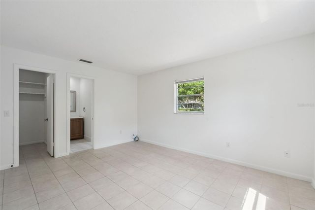 1679 E APACHE CIRCLE, Deltona, FL 32725