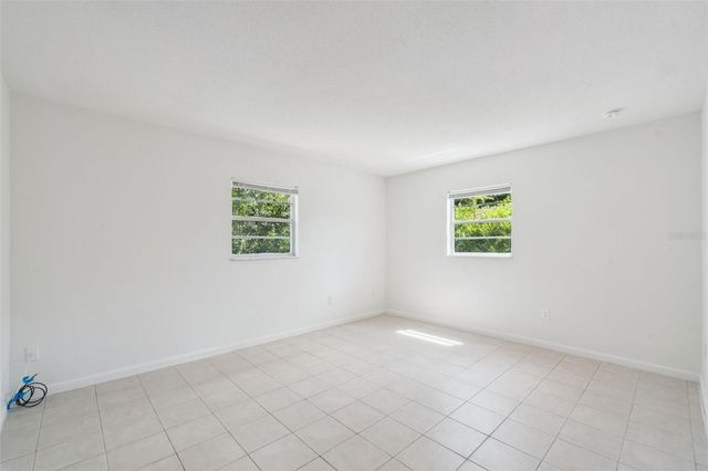1679 E APACHE CIRCLE, Deltona, FL 32725