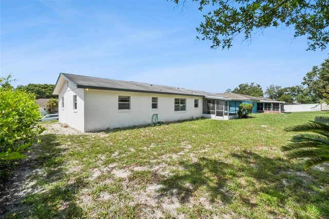 1679 E APACHE CIRCLE, Deltona, FL 32725