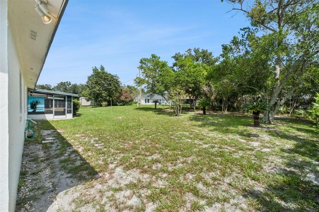 1679 E APACHE CIRCLE, Deltona, FL 32725