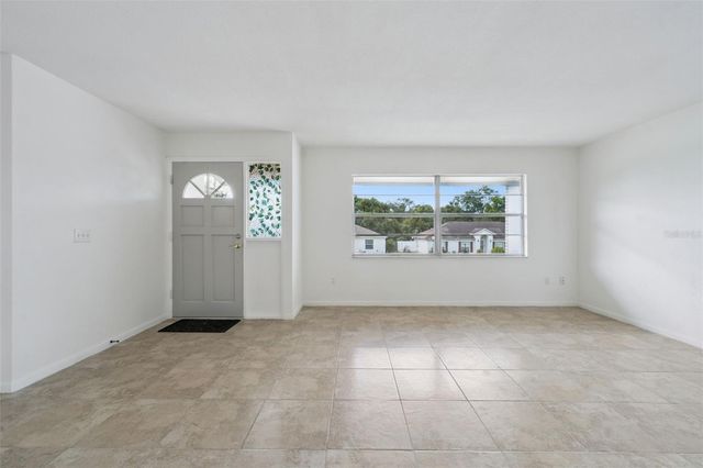 1679 E APACHE CIRCLE, Deltona, FL 32725