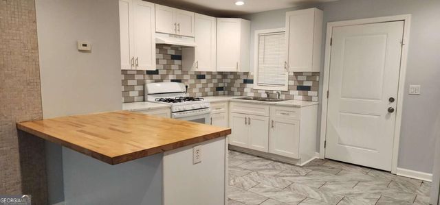 2975 Jones Street 75, East Point, GA 30344