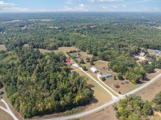 3379 Old Stage Rd, Decaturville, TN 38329