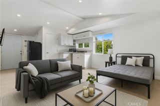 5718 Comanche Avenue, Woodland Hills, CA 91367