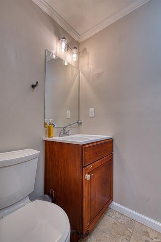179 E Lake Inwood Drive, Princeton, IN 47670