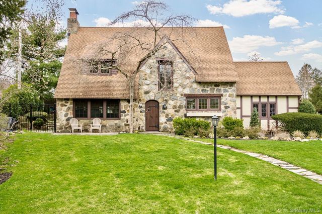 101 Long Drive, Hempstead, NY 11550