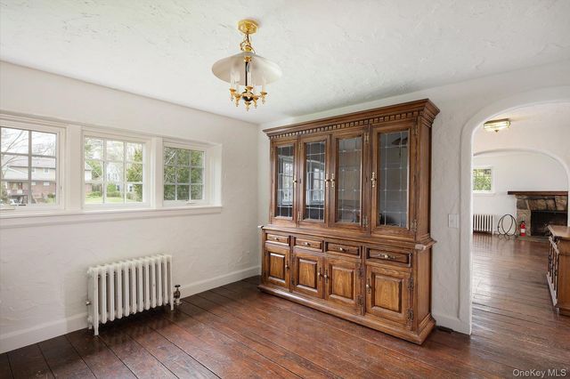 101 Long Drive, Hempstead, NY 11550