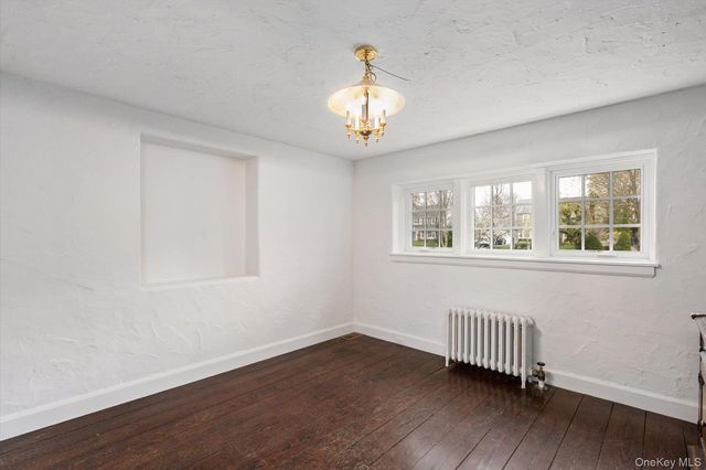 101 Long Drive, Hempstead, NY 11550