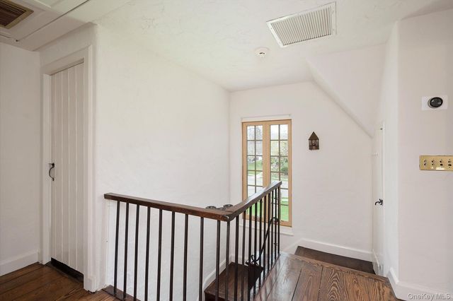 101 Long Drive, Hempstead, NY 11550