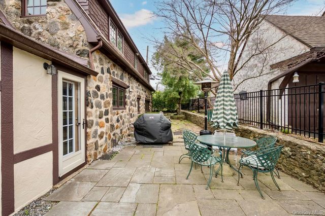 101 Long Drive, Hempstead, NY 11550