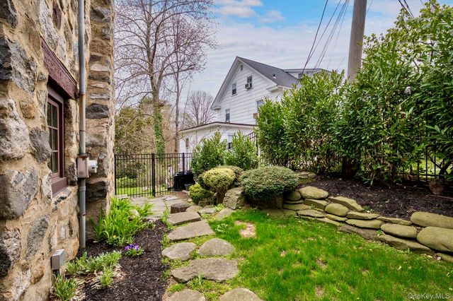 101 Long Drive, Hempstead, NY 11550