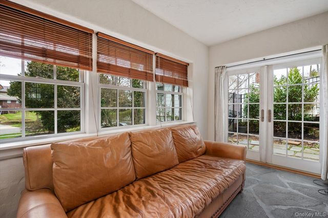 101 Long Drive, Hempstead, NY 11550