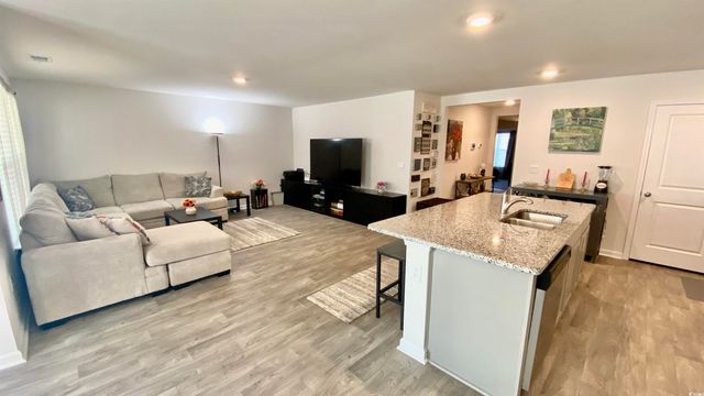 328 Woodcross Court, Conway, SC 29526