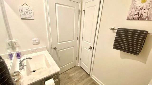 328 Woodcross Court, Conway, SC 29526