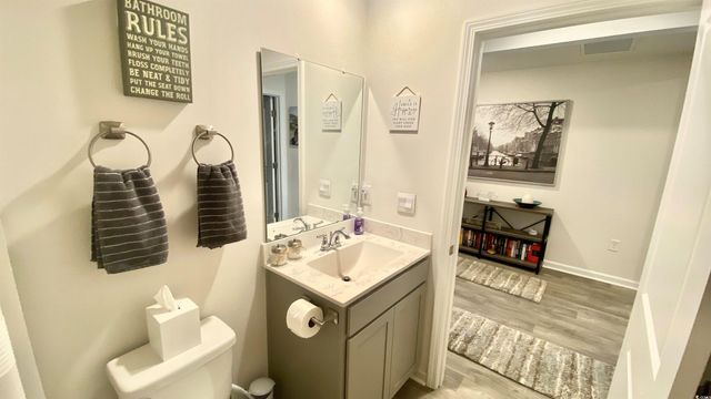 328 Woodcross Court, Conway, SC 29526