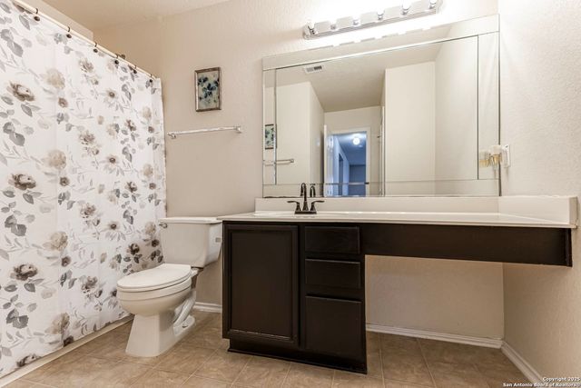 10323 Medio Crk., San Antonio, TX 78245