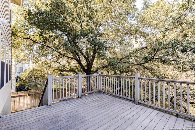 10323 Medio Crk., San Antonio, TX 78245