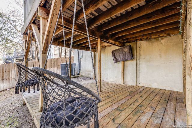 10323 Medio Crk., San Antonio, TX 78245