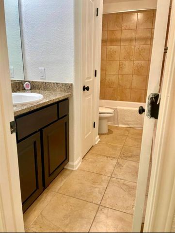 118 Wood Drake Place, Tomball, TX 77375