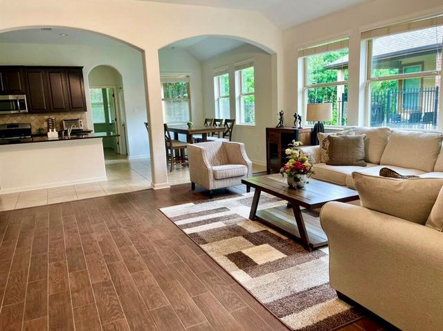 118 Wood Drake Place, Tomball, TX 77375