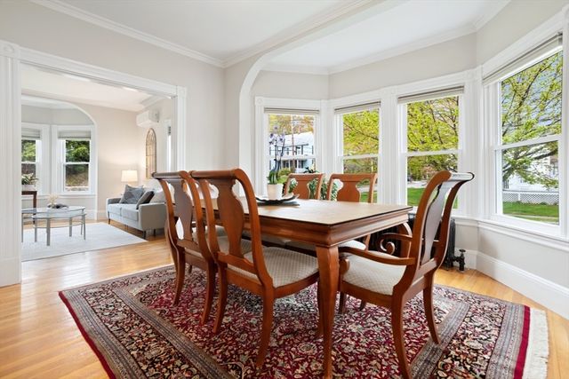 349 Washington St, Melrose, MA 02176