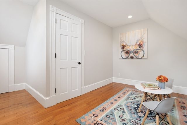 349 Washington St, Melrose, MA 02176
