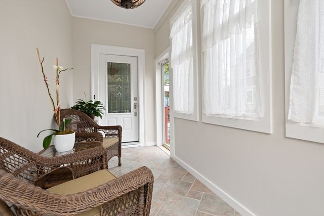 349 Washington St, Melrose, MA 02176