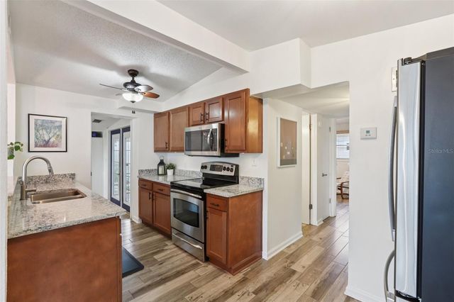 7805 N GLEN AVENUE, Tampa, FL 33614