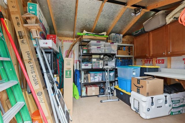 7805 N GLEN AVENUE, Tampa, FL 33614