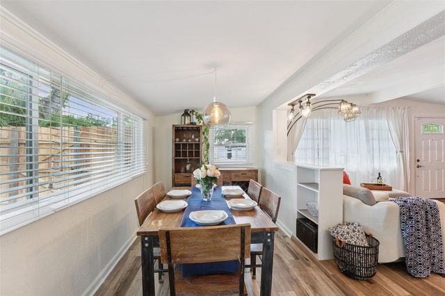 7805 N GLEN AVENUE, Tampa, FL 33614