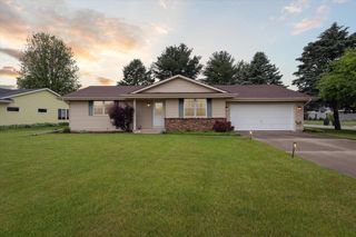 1125 Sentinel Drive, Janesville, WI 53546