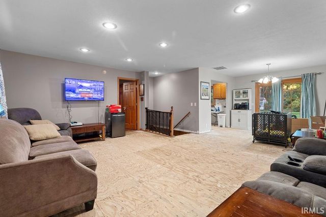 3616 Oak Ridge Drive, Elkhart, IN 46517