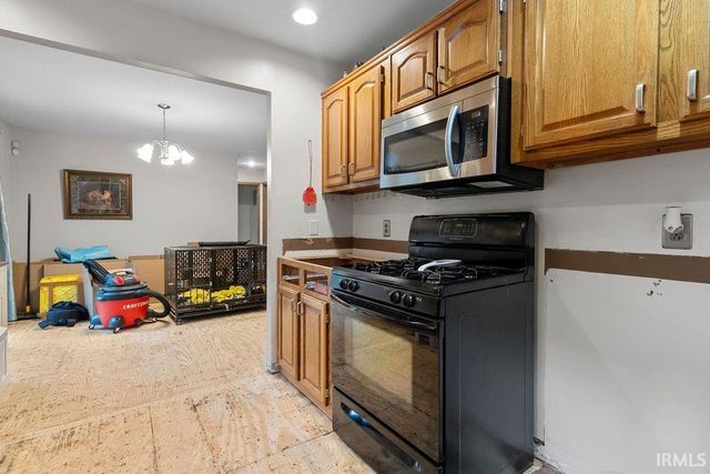 3616 Oak Ridge Drive, Elkhart, IN 46517