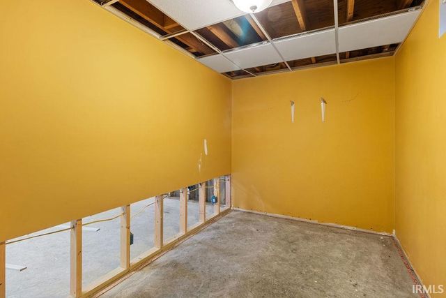 3616 Oak Ridge Drive, Elkhart, IN 46517