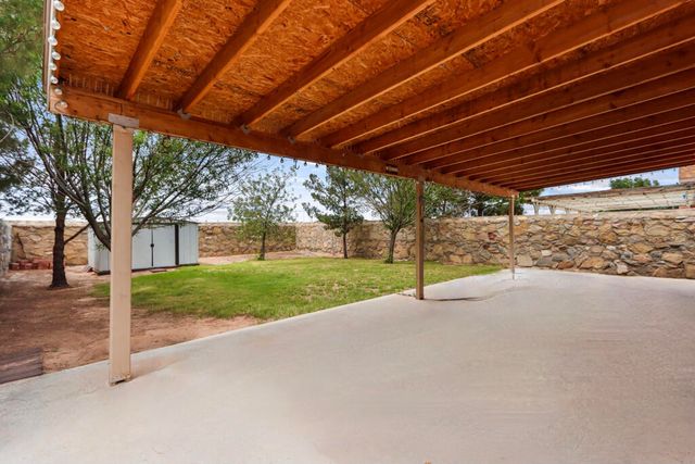 3909 Tierra Zafiro Drive, El Paso, TX 79938