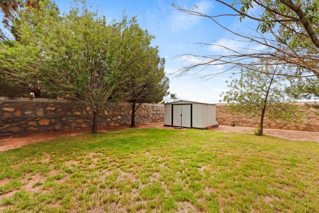 3909 Tierra Zafiro Drive, El Paso, TX 79938